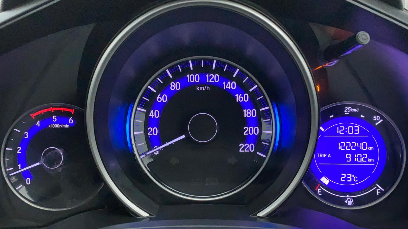 2018 Honda WR-V 1.5L I-DTEC VX MT, Diesel, Manual, 1,22,299 km, Odometer Image