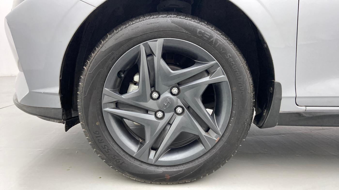 2020 Hyundai NEW I20 SPORTZ 1.0T GDI IMT, Petrol, Manual, 5,118 km, Left Front Wheel
