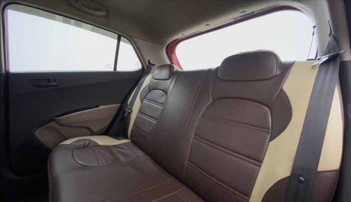 2019 Hyundai Grand i10 MAGNA 1.2 KAPPA VTVT, Petrol, Manual, 33,731 km, Right Side Rear Door Cabin