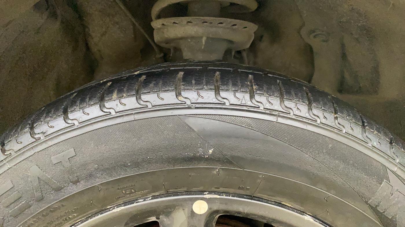 2018 Hyundai Elite i20 ASTA 1.2  CVT, Petrol, Automatic, 63,831 km, Right Front Tyre Tread