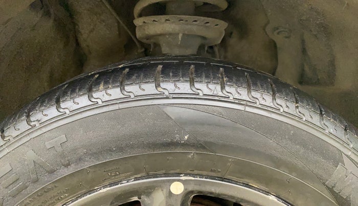 2018 Hyundai Elite i20 ASTA 1.2  CVT, Petrol, Automatic, 63,831 km, Right Front Tyre Tread