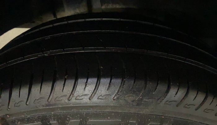 2019 Maruti Baleno SIGMA PETROL 1.2, Petrol, Manual, 95,123 km, Right Rear Tyre Tread