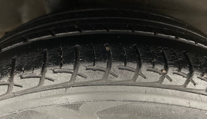 2014 Honda Mobilio 1.5 V I DTEC, Diesel, Manual, 78,595 km, Right Rear Tyre Tread