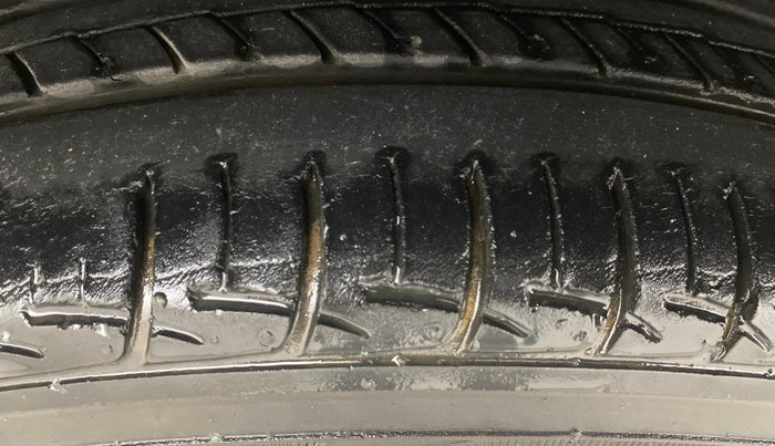 2018 Hyundai Grand i10 SPORTZ 1.2 KAPPA VTVT, Petrol, Manual, 59,115 km, Left Front Tyre Tread