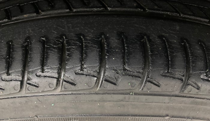 2018 Hyundai Grand i10 SPORTZ 1.2 KAPPA VTVT, Petrol, Manual, 59,115 km, Right Front Tyre Tread