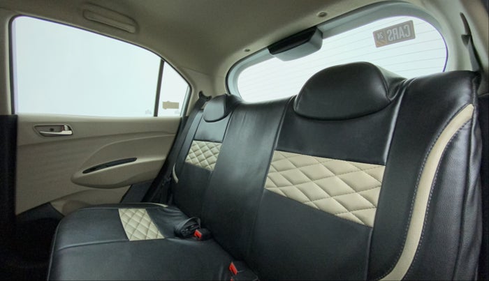 2018 Hyundai NEW SANTRO SPORTZ CNG, CNG, Manual, 57,759 km, Right Side Rear Door Cabin