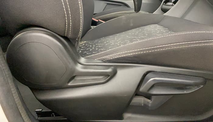 2021 Tata Tiago XZA PLUS PETROL, Petrol, Automatic, 53,744 km, Driver Side Adjustment Panel