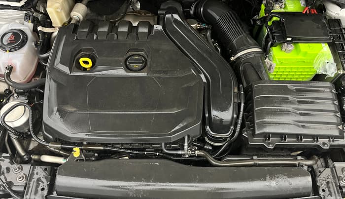 2023 Volkswagen VIRTUS GT PLUS TSI 1.5 EVO DSG, Petrol, Automatic, 28,506 km, Engine View