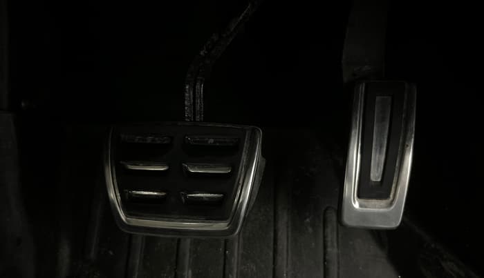 2023 Volkswagen VIRTUS GT PLUS TSI 1.5 EVO DSG, Petrol, Automatic, 28,506 km, Pedals
