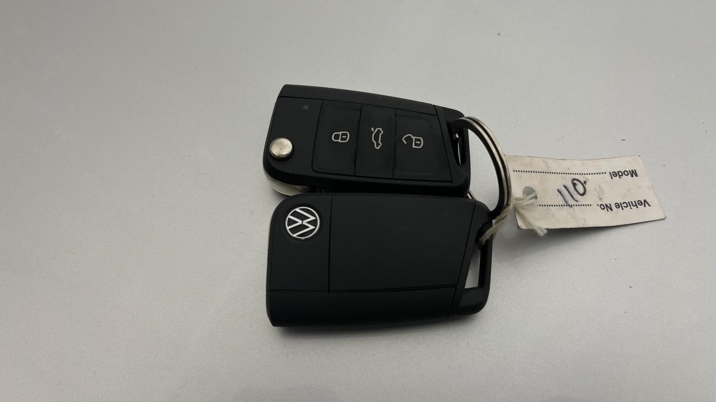 2023 Volkswagen VIRTUS GT PLUS TSI 1.5 EVO DSG, Petrol, Automatic, 28,663 km, Key Close Up
