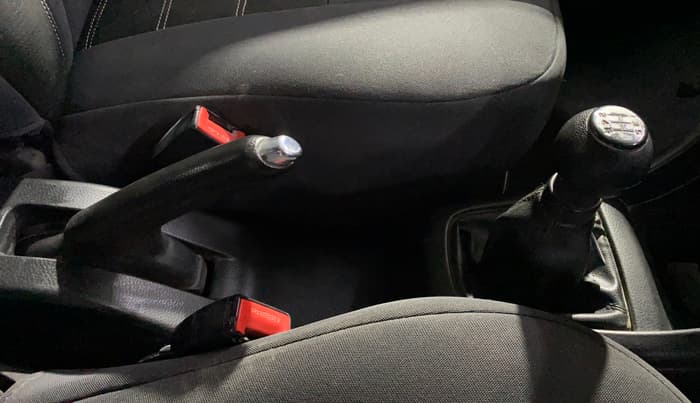 2013 Maruti Swift VDI, Diesel, Manual, 83,985 km, Gear Lever