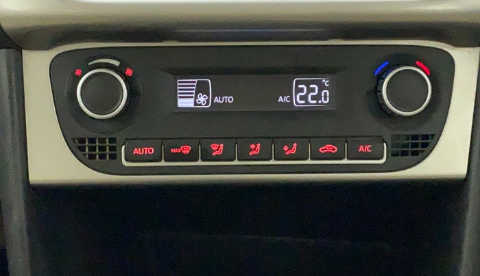 2017 Volkswagen Polo HIGHLINE1.2L, Petrol, Manual, 65,363 km, Automatic Climate Control