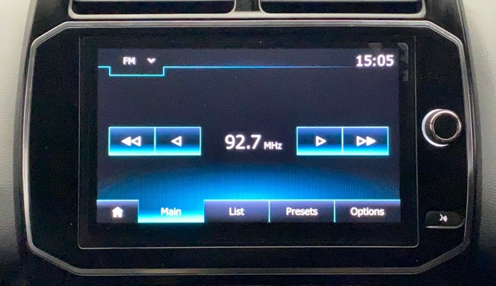 2020 Renault Kwid RXT 1.0 (O), Petrol, Manual, 11,889 km, Infotainment System