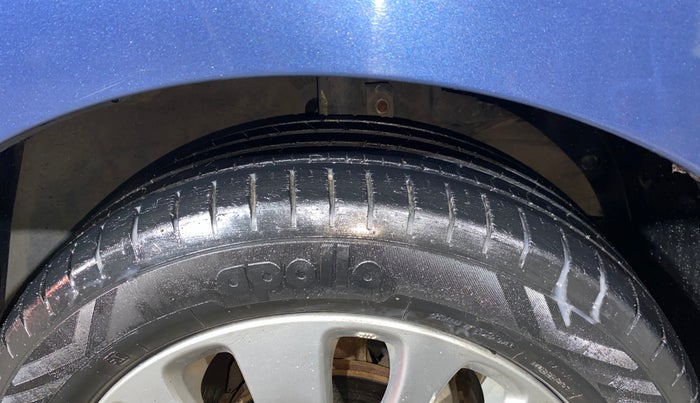 2018 Maruti Baleno ALPHA CVT PETROL 1.2, Petrol, Automatic, 42,233 km, Right Front Tyre Tread