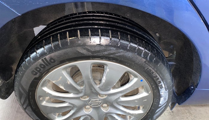 2018 Maruti Baleno ALPHA CVT PETROL 1.2, Petrol, Automatic, 42,233 km, Right Rear Tyre Tread