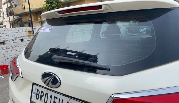 2020 Mahindra XUV300 W8 1.2 PETROL, Petrol, Manual, 81,792 km, Rear Wiper