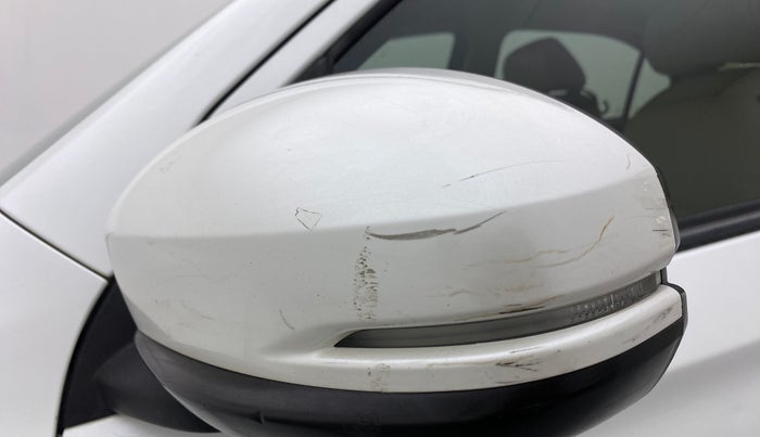 2018 Honda Amaze 1.2L I-VTEC S, CNG, Manual, 87,999 km, Left rear-view mirror - Minor scratches
