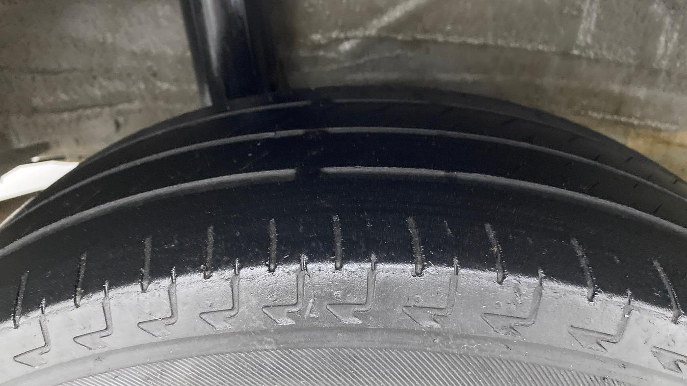 2018 Honda Amaze 1.2L I-VTEC S, CNG, Manual, 87,999 km, Right Rear Tyre Tread