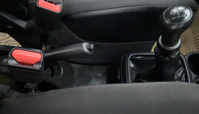 2019 Maruti S PRESSO VXI PLUS, Petrol, Manual, 31,707 km, Gear Lever