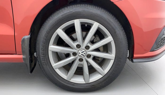2018 Volkswagen Polo HIGHLINE PLUS 1.5 16 ALLOY, Diesel, Manual, 1,06,275 km, Right Front Wheel