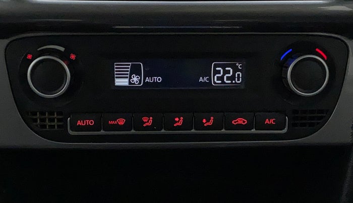 2018 Volkswagen Polo HIGHLINE PLUS 1.5 16 ALLOY, Diesel, Manual, 1,06,275 km, Automatic Climate Control
