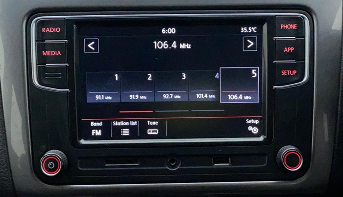 2018 Volkswagen Polo HIGHLINE PLUS 1.5 16 ALLOY, Diesel, Manual, 1,06,275 km, Infotainment System