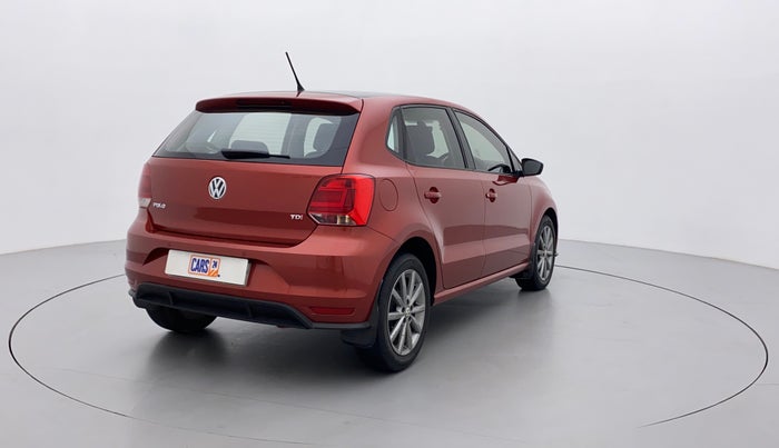 2018 Volkswagen Polo HIGHLINE PLUS 1.5 16 ALLOY, Diesel, Manual, 1,06,275 km, Right Back Diagonal