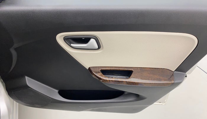 2021 Maruti Alto VXI, Petrol, Manual, 21,104 km, Driver Side Door Panels Control