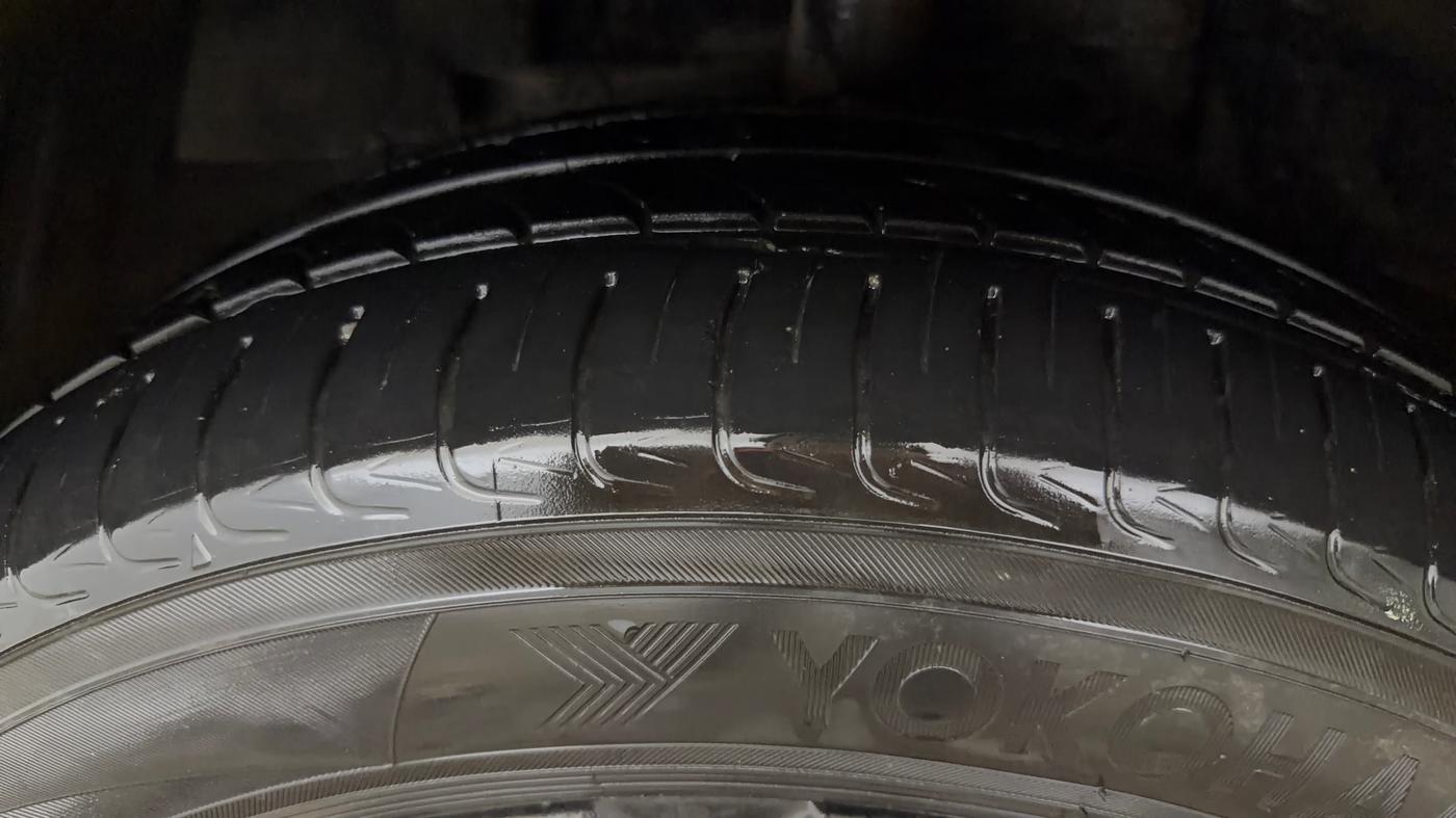 2022 Tata NEXON XZA PLUS (L), Petrol, Automatic, 60,012 km, Left Front Tyre Tread