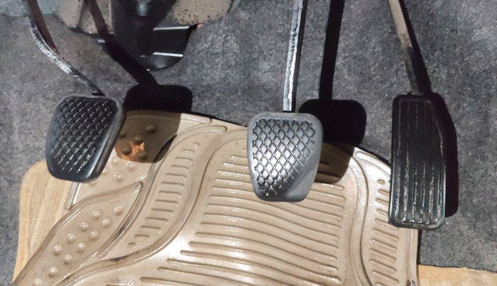 2014 Honda Brio S MT, Petrol, Manual, 78,856 km, Pedals