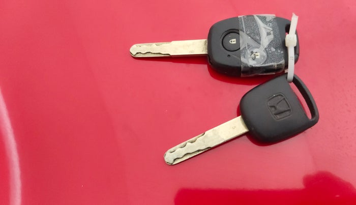 2014 Honda Brio S MT, Petrol, Manual, 78,856 km, Key Close Up