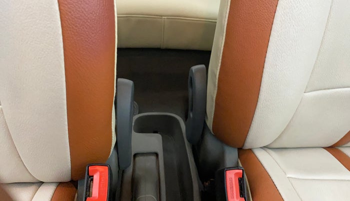 2013 Hyundai i10 SPORTZ 1.2, Petrol, Manual, 89,241 km, Driver Side Adjustment Panel