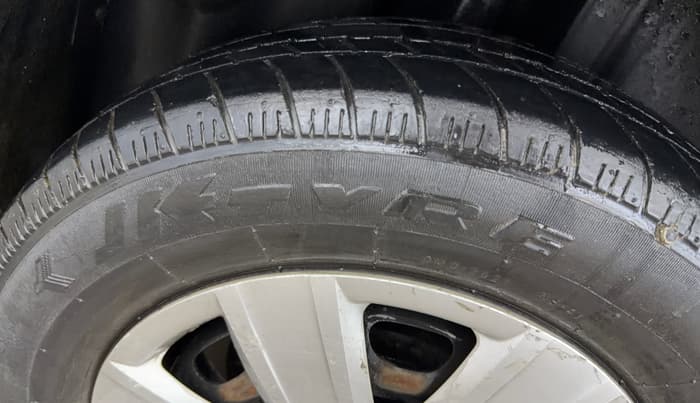 2014 Volkswagen Polo COMFORTLINE 1.2L PETROL, Petrol, Manual, 82,986 km, Right Rear Tyre Tread