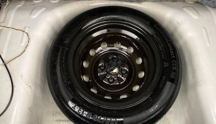 2013 Hyundai Eon MAGNA +, Petrol, Manual, 59,756 km, Spare Tyre