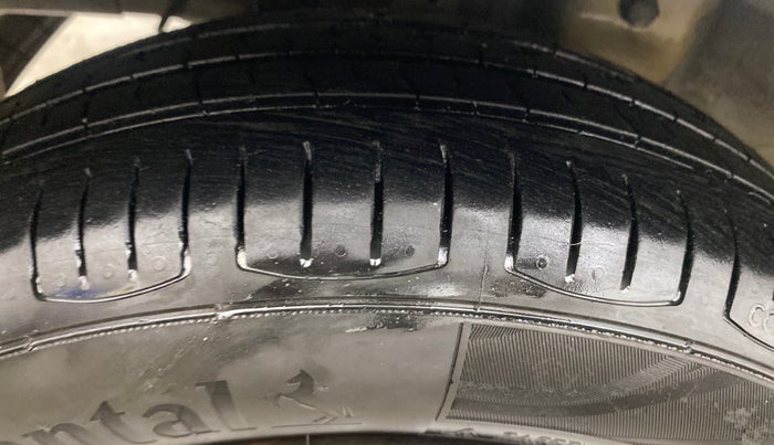 2013 Hyundai Eon MAGNA +, Petrol, Manual, 59,756 km, Right Rear Tyre Tread