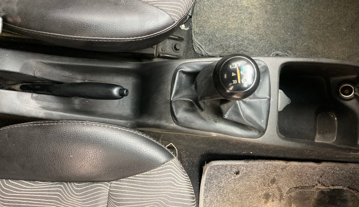 2013 Hyundai Eon MAGNA +, Petrol, Manual, 59,756 km, Gear Lever