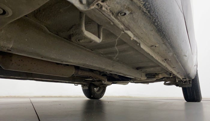 2015 Maruti Ciaz ZXI, Petrol, Manual, 1,16,424 km, Right Side Underbody