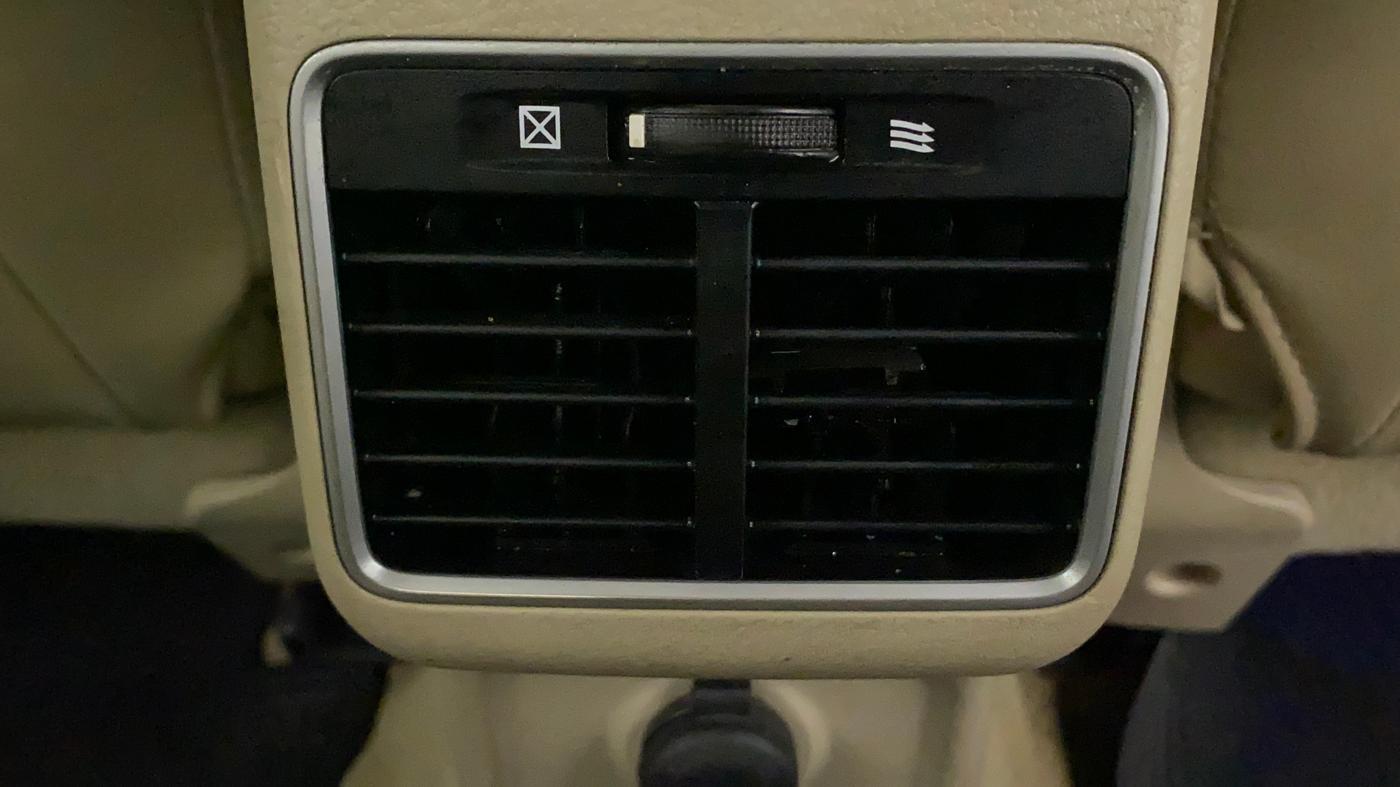 2015 Maruti Ciaz ZXI, Petrol, Manual, 1,16,424 km, Rear AC Vents