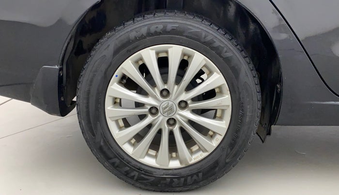 2015 Maruti Ciaz ZXI, Petrol, Manual, 1,16,424 km, Right Rear Wheel