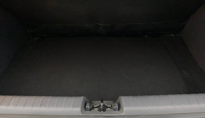 2021 Hyundai GRAND I10 NIOS ASTA AMT 1.2 KAPPA VTVT, Petrol, Automatic, 24,065 km, Boot Inside