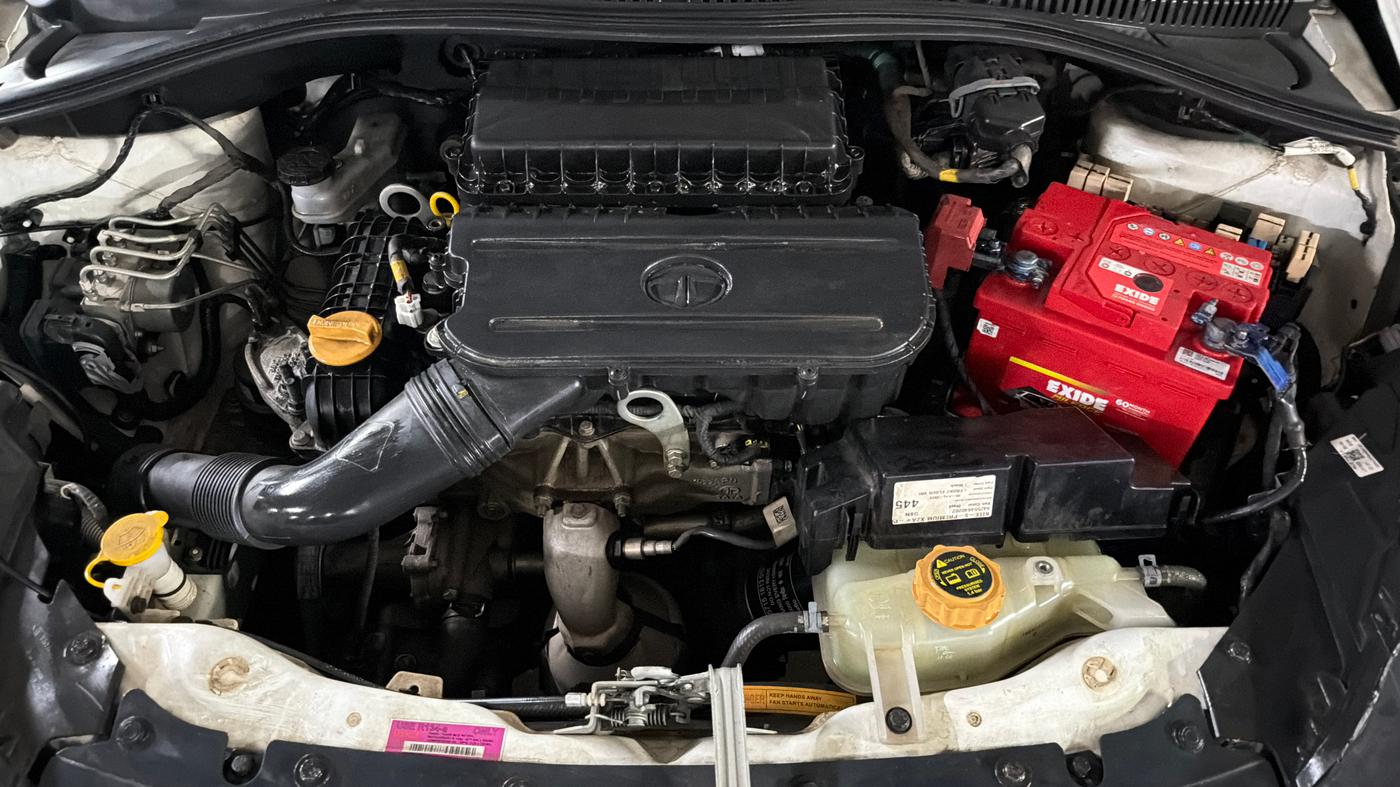 2022 Tata TIGOR XZA PLUS PETROL, Petrol, Automatic, 31,815 km, Engine View