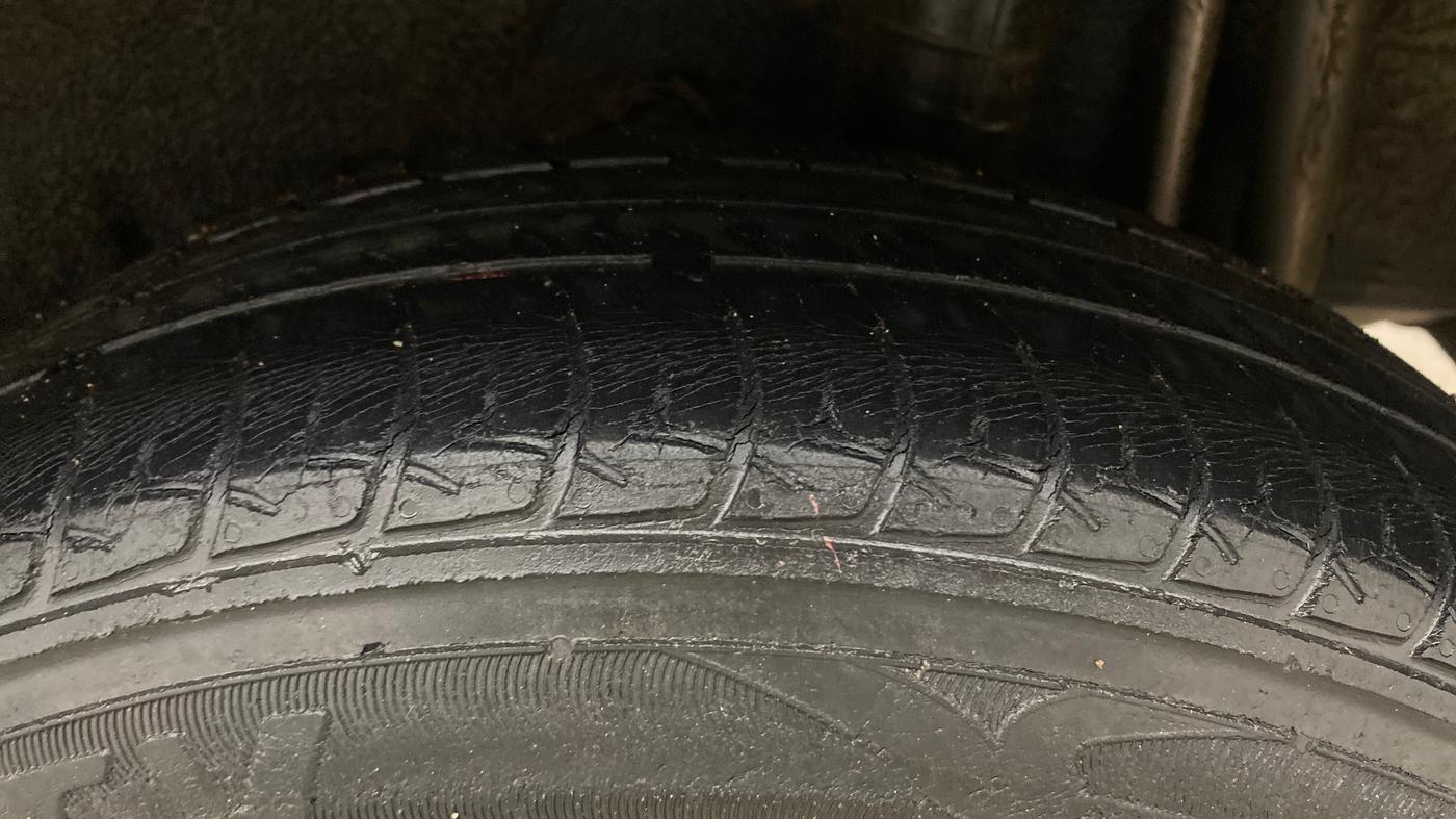 2019 Datsun Go T(O), Petrol, Manual, 39,817 km, Left Rear Tyre Tread