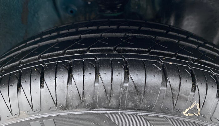 2018 Maruti IGNIS DELTA 1.2, Petrol, Manual, 43,568 km, Right Front Tyre Tread