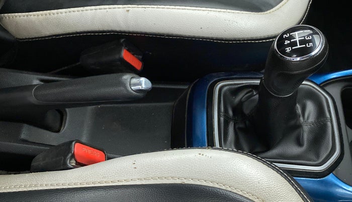 2018 Maruti IGNIS DELTA 1.2, Petrol, Manual, 43,568 km, Gear Lever