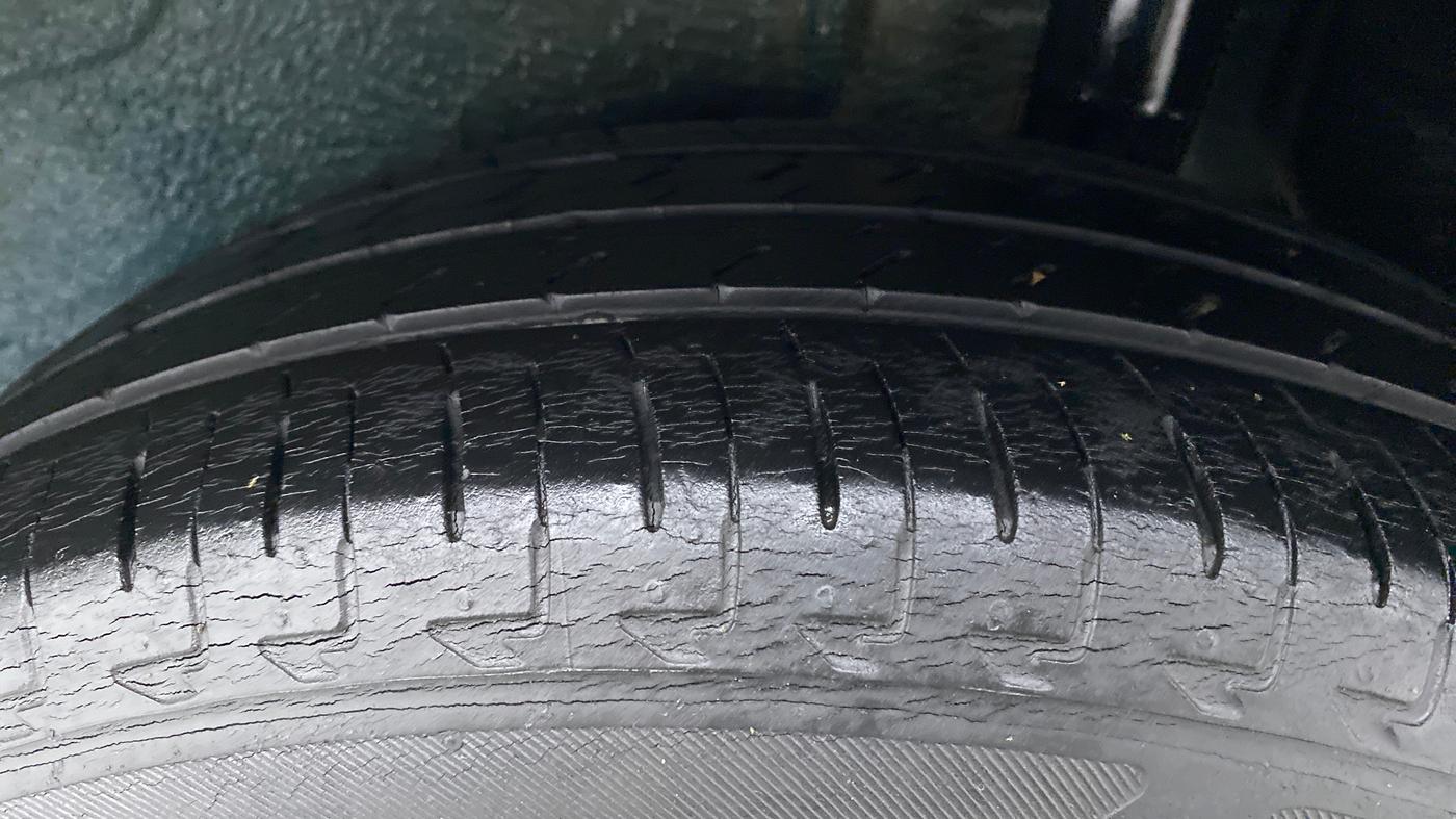 2018 Maruti IGNIS DELTA 1.2, Petrol, Manual, 43,568 km, Left Rear Tyre Tread