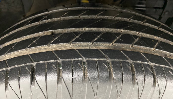 2021 Maruti Vitara Brezza ZXI +, Petrol, Manual, 4,504 km, Right Front Tyre Tread