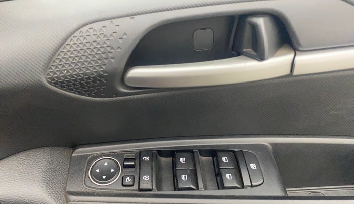 2023 KIA SONET GTX PLUS 1.5 AT, Diesel, Automatic, 46,042 km, Driver Side Door Panels Control