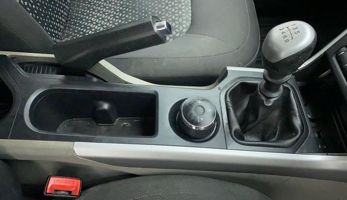2018 Tata NEXON XM 1.2, CNG, Manual, 66,411 km, Gear Lever