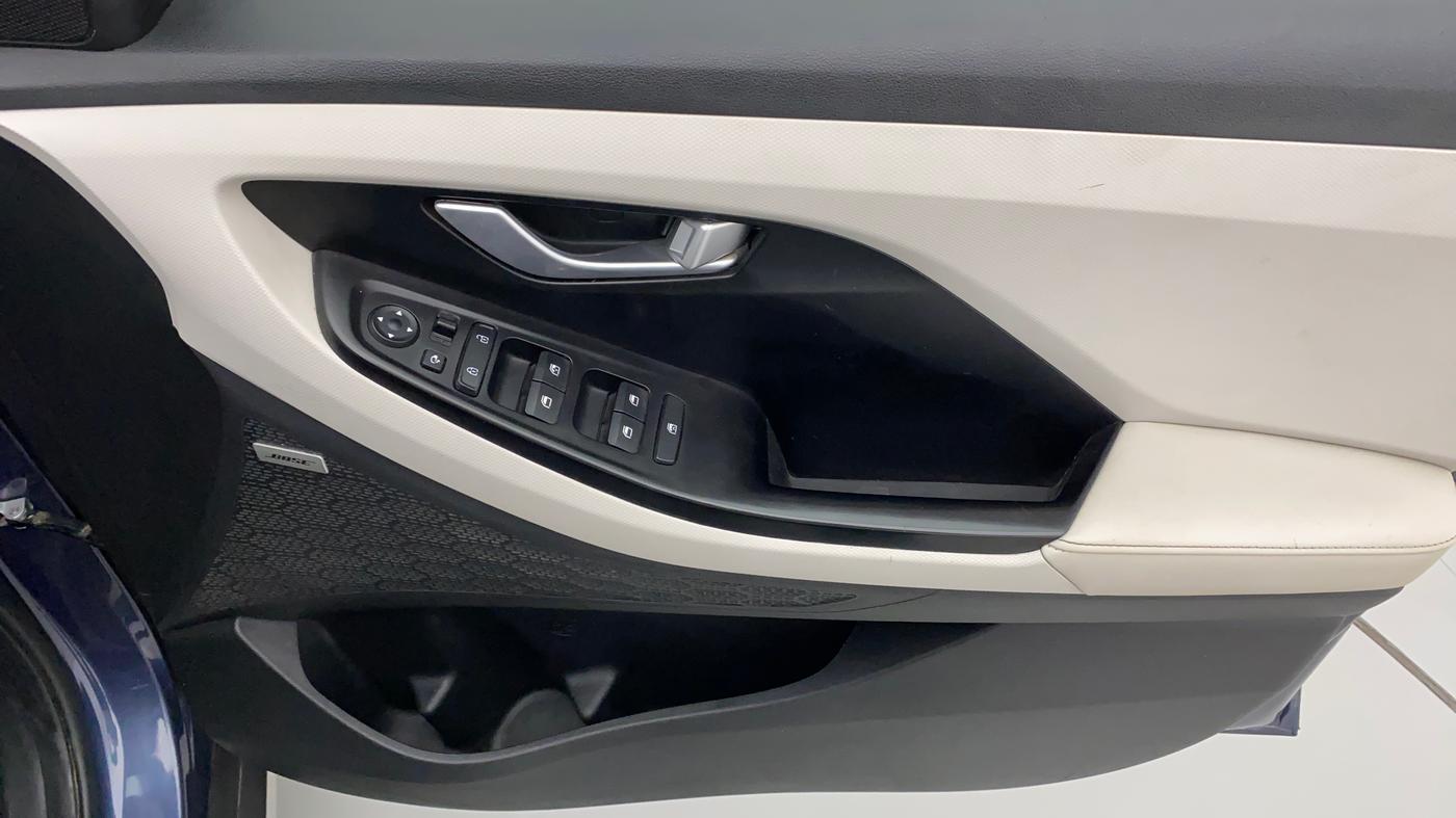 2022 Hyundai Creta SX (O) 1.5 DIESEL, Diesel, Manual, 17,456 km, Driver Side Door Panels Control