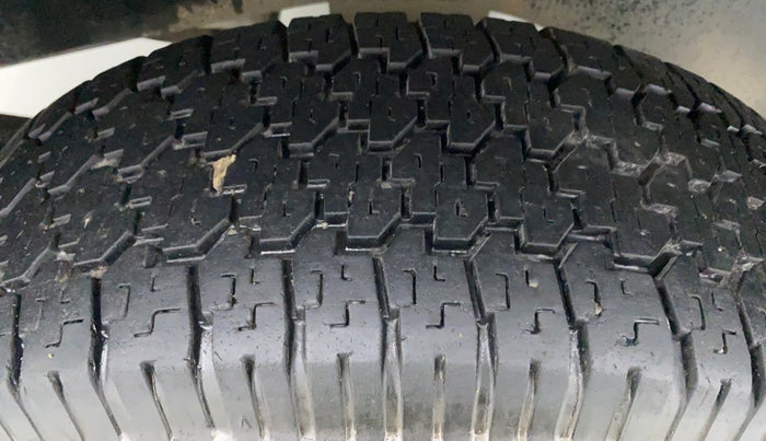 2019 Mahindra Bolero Power+ ZLX, Diesel, Manual, 94,294 km, Right Rear Tyre Tread